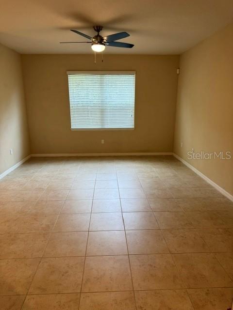 LEXINGTON COMMONS - Residential Lease