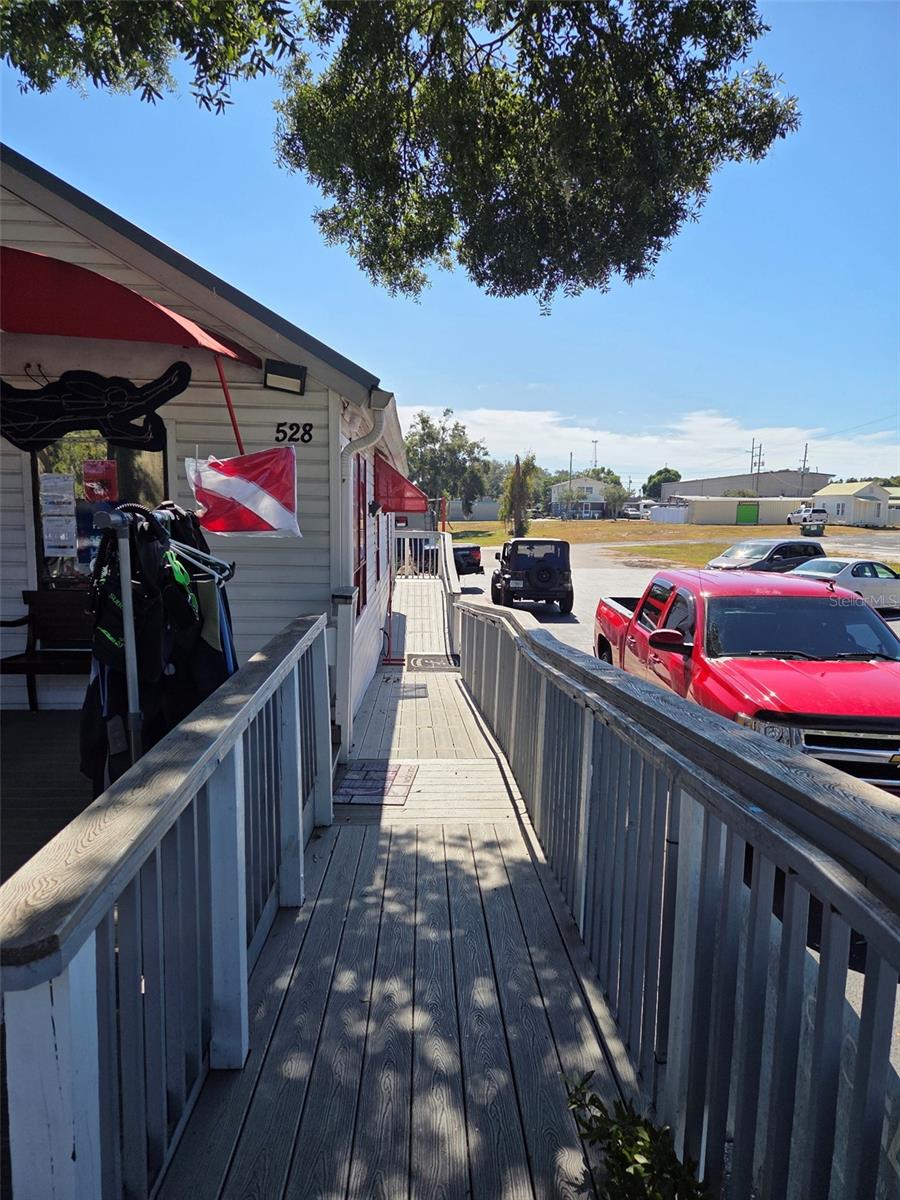 MAGNOLIA HEIGHTS - Commercial Sale