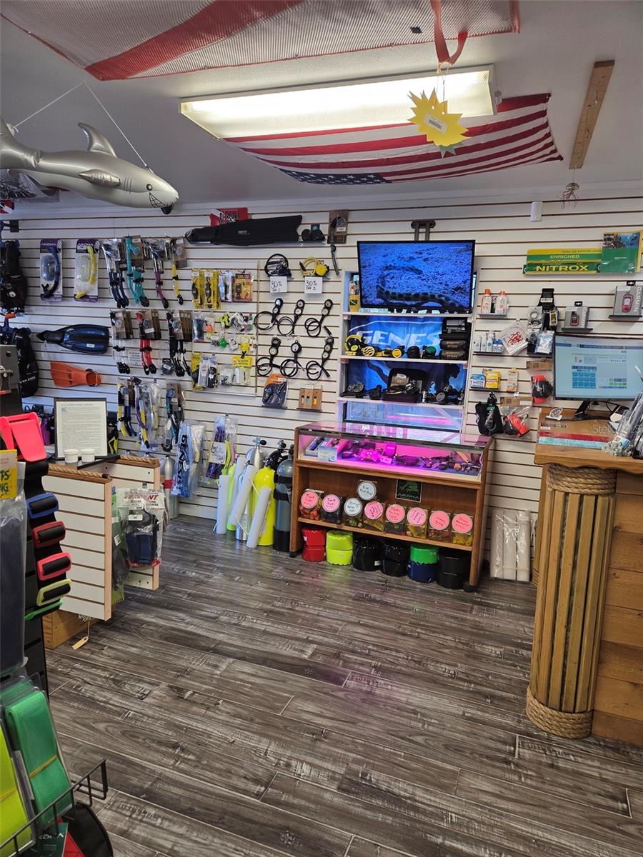 MAGNOLIA HEIGHTS - Commercial Sale