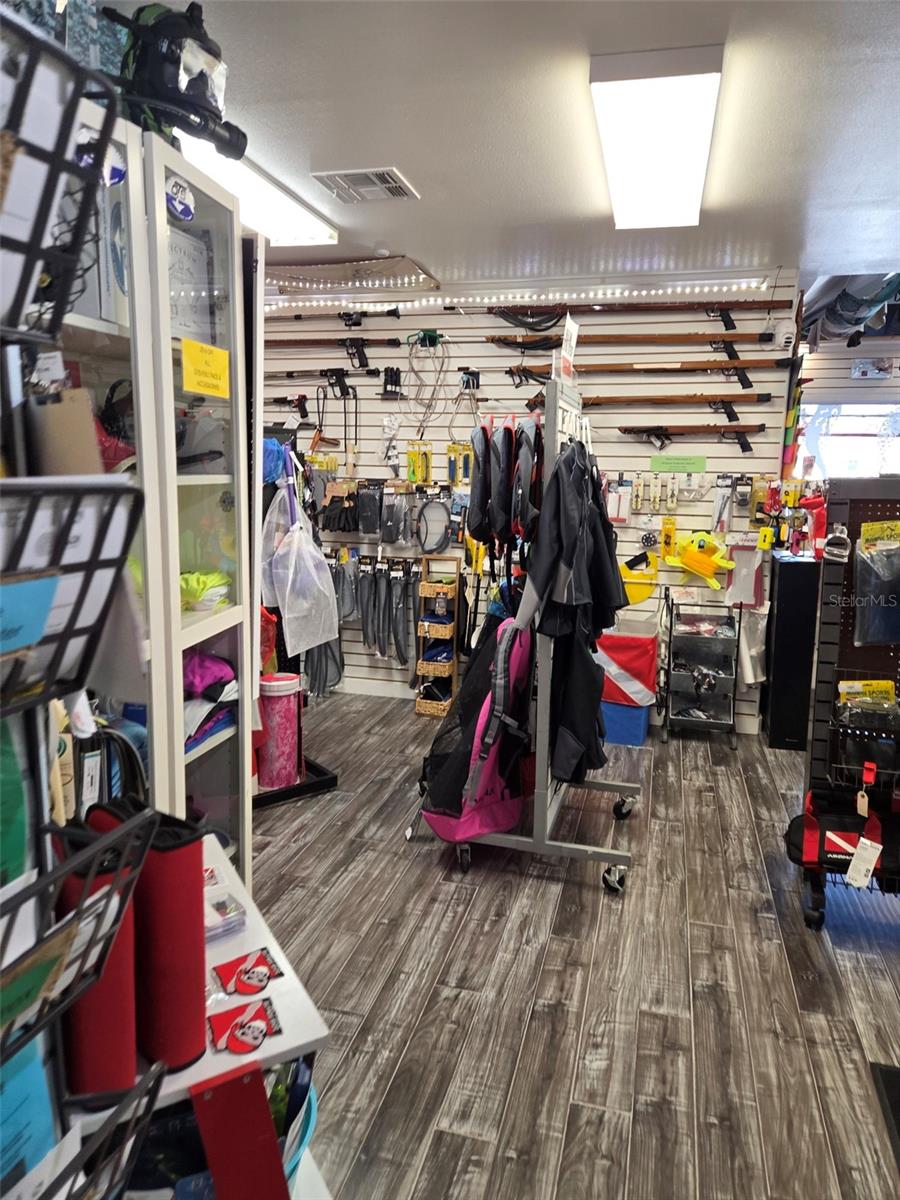 MAGNOLIA HEIGHTS - Commercial Sale