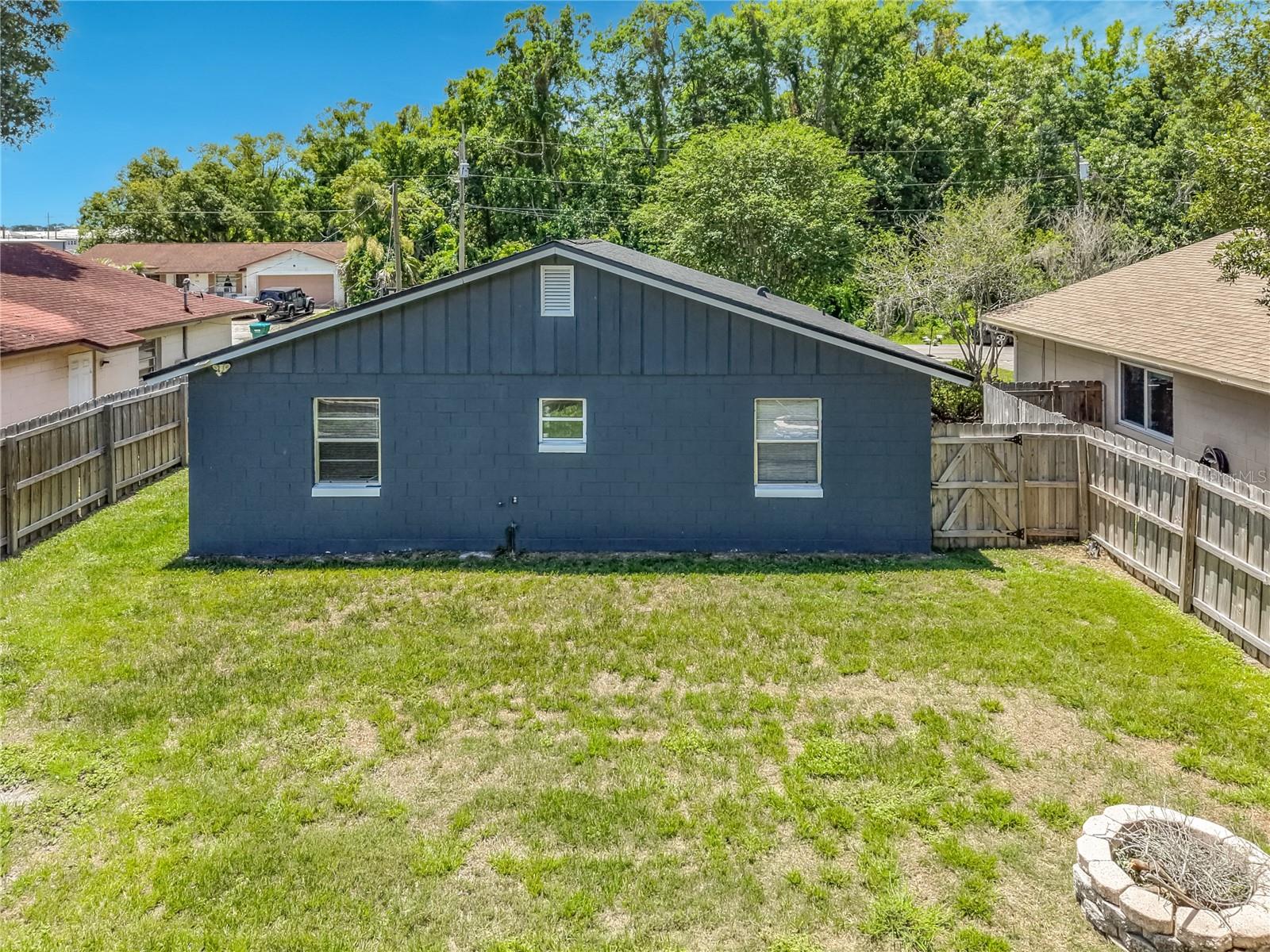 LONGWOOD - Residential