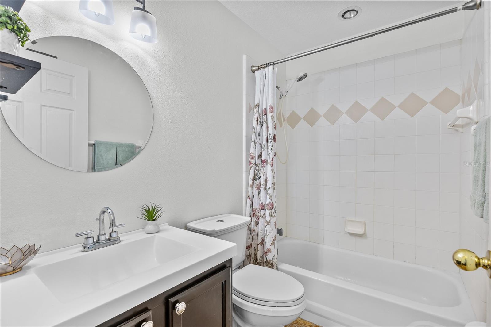 CRYSTAL LAKE WINTER HOMES - Residential