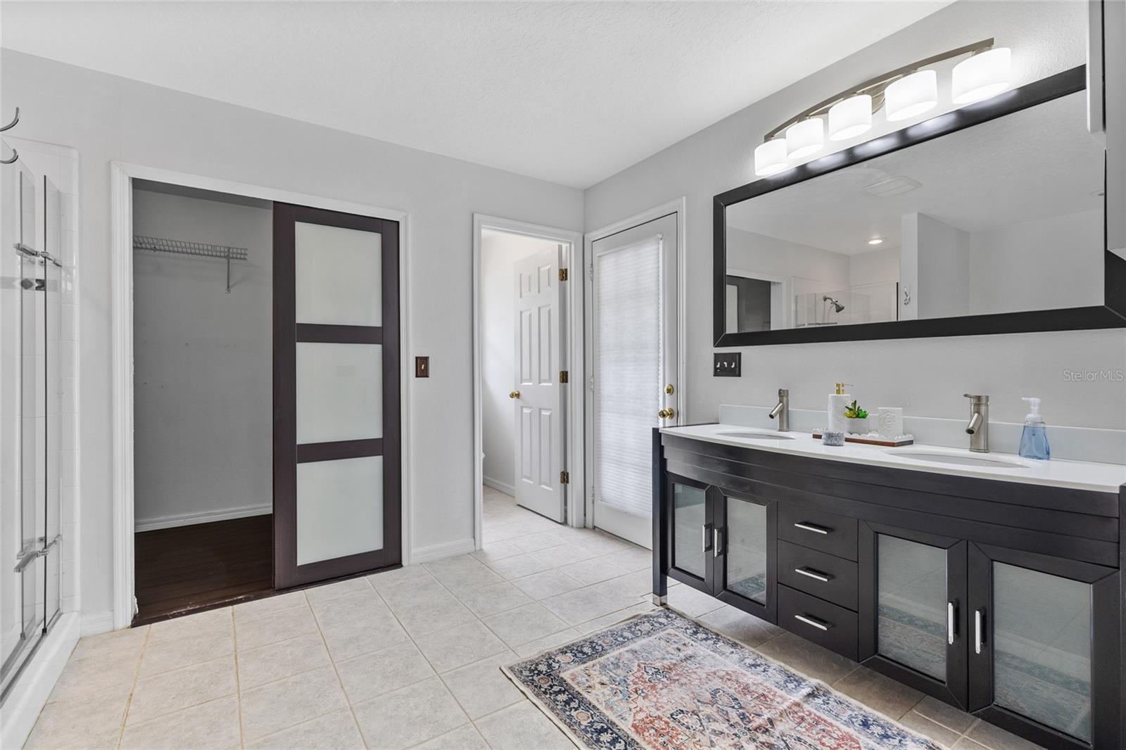 CRYSTAL LAKE WINTER HOMES - Residential