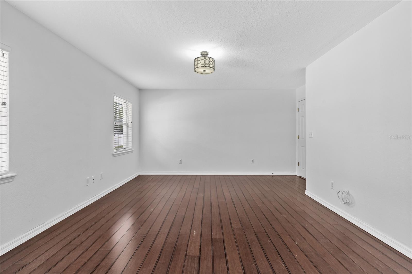 CRYSTAL LAKE WINTER HOMES - Residential