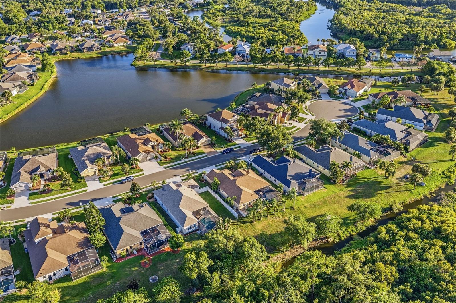 WHISPER BEND - Residential
