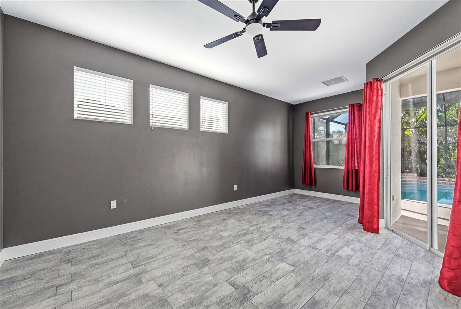 WHISPER BEND - Residential