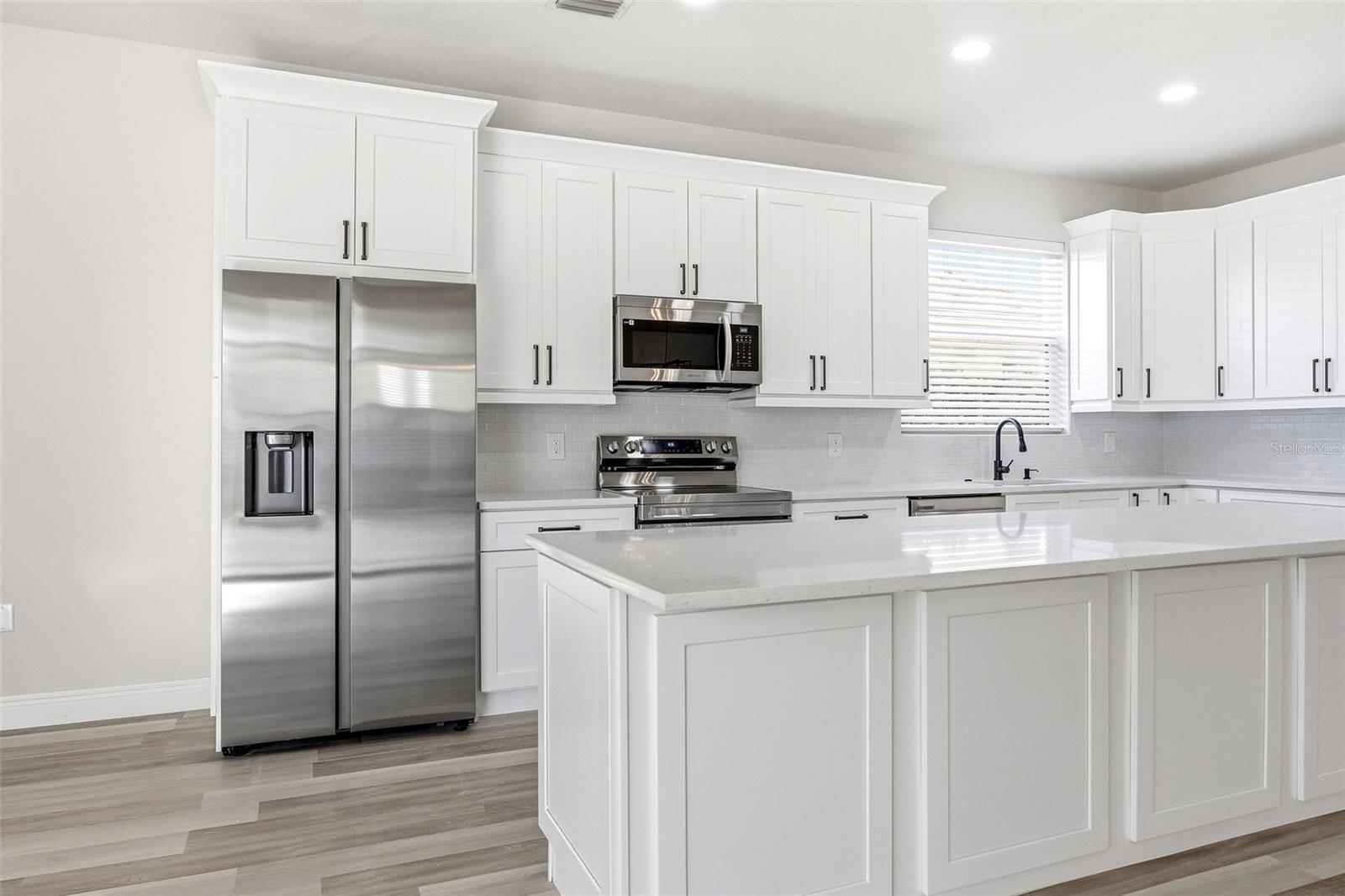 WHISPER BEND - Residential