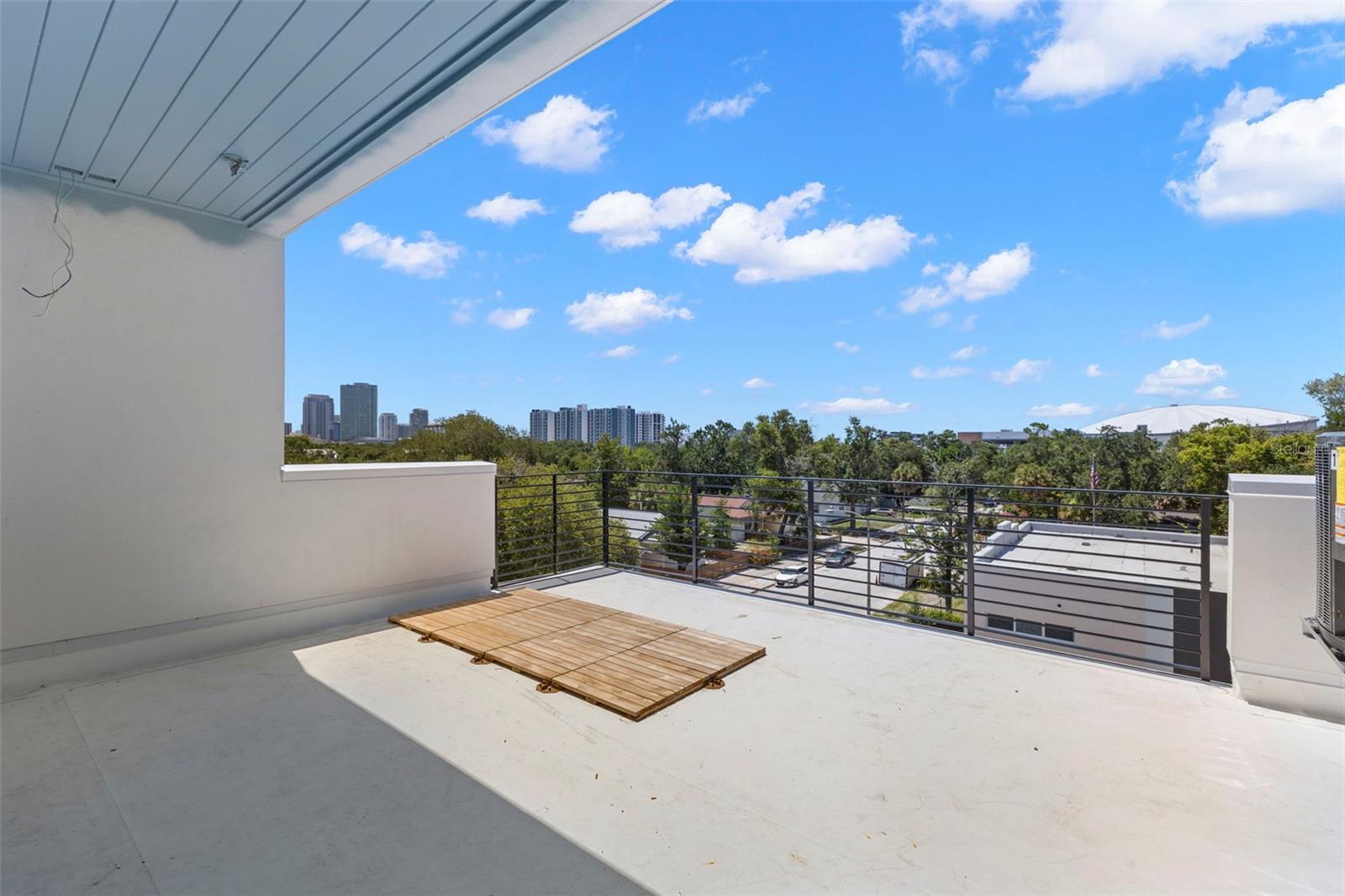 14TH STREET VILLAS - Residential