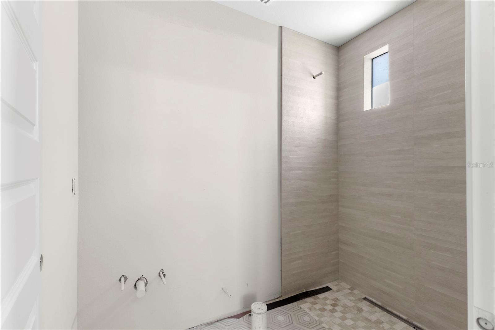 14TH STREET VILLAS - Residential