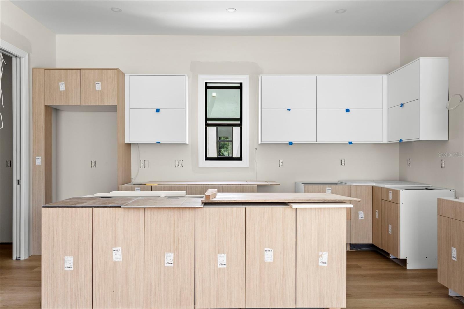 14TH STREET VILLAS - Residential