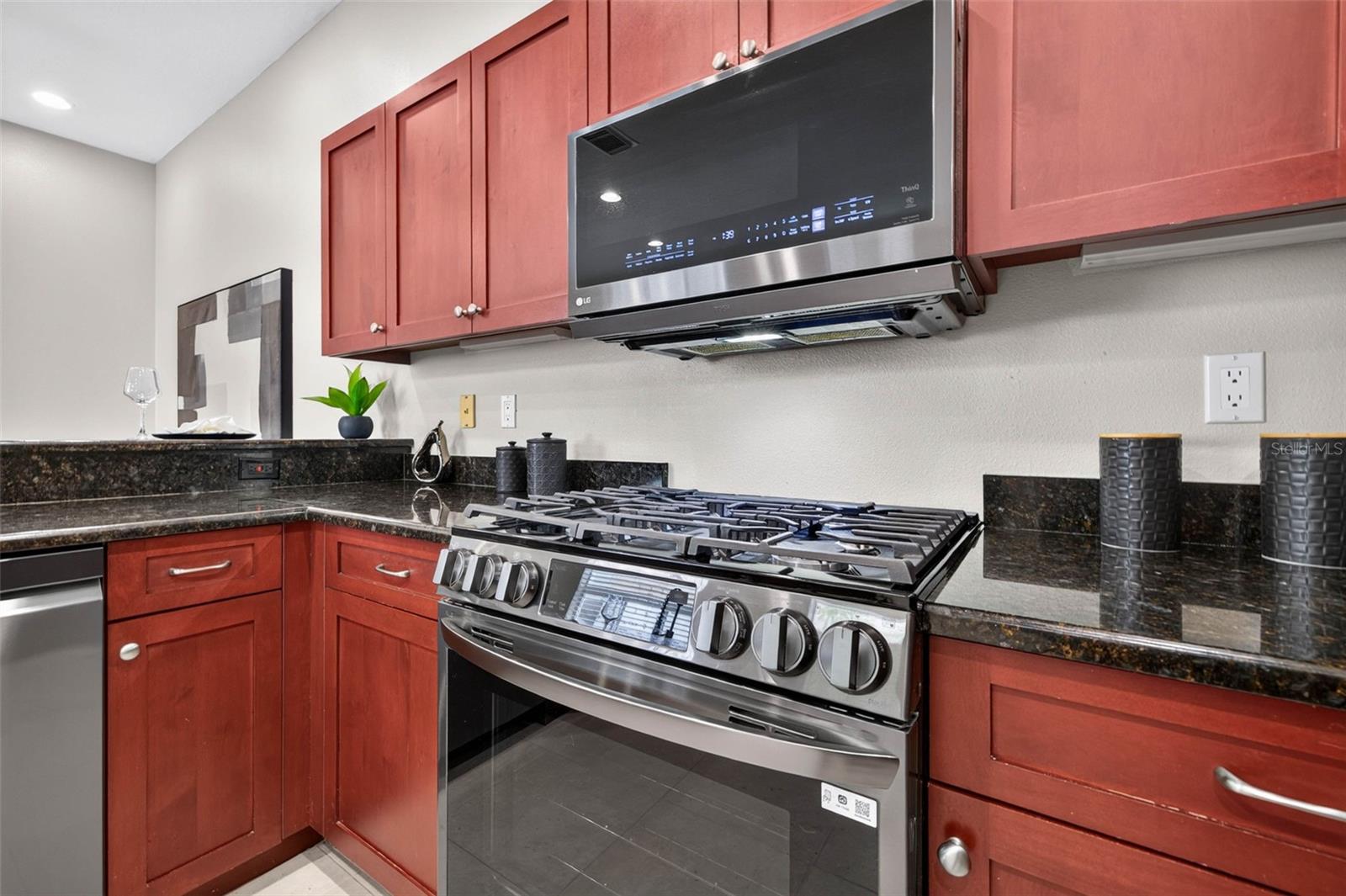 ALLENSS RESUB C B - Residential