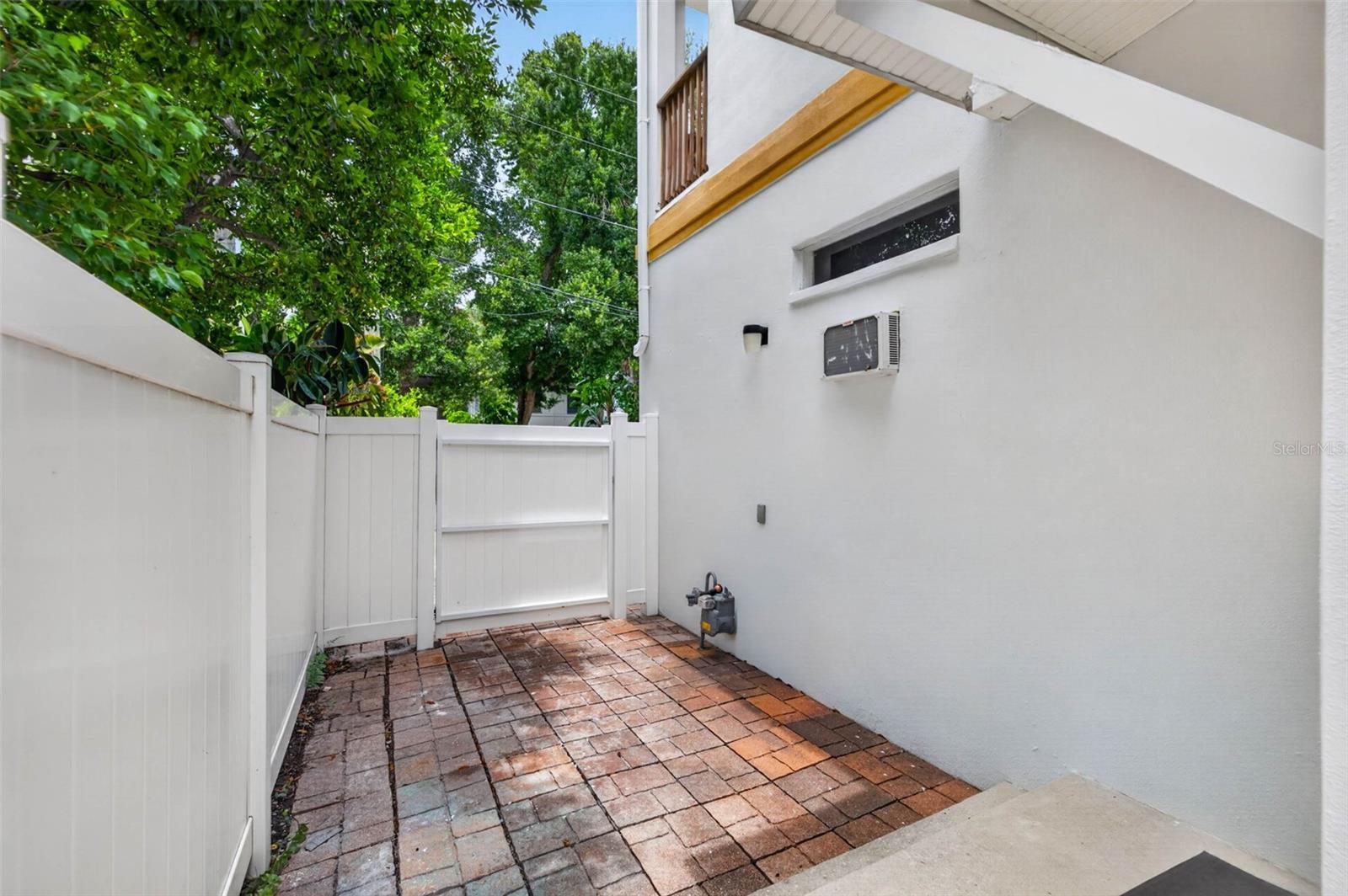 ALLENSS RESUB C B - Residential
