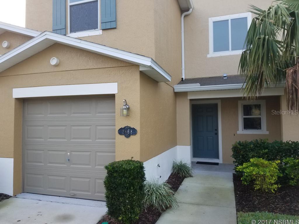 3-bedroom, 2.5-bathroom townhome on a cul-de-sac. Upgraded kitchen with tile floors, stainless appliances, breakfast bar and large cabinets. Open floor plan downstairs with wood laminate flooring. Patio overlooks lake as well as master bedroom. Inside laundry is upstairs with the bedrooms. Community features pool, walking paths and low HOA fees include exterior maintenance, lawn, etc. ;Water: City