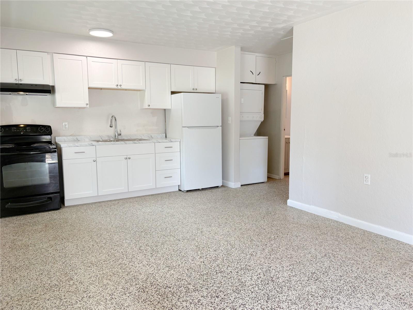 BARKERS RESUBDIVIDED - Residential Lease