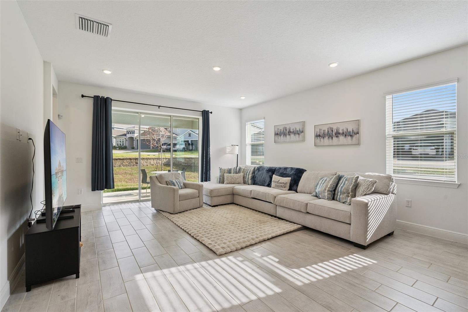 VILLAGES/MINNEOLA HILLS PH 3 - Residential Lease