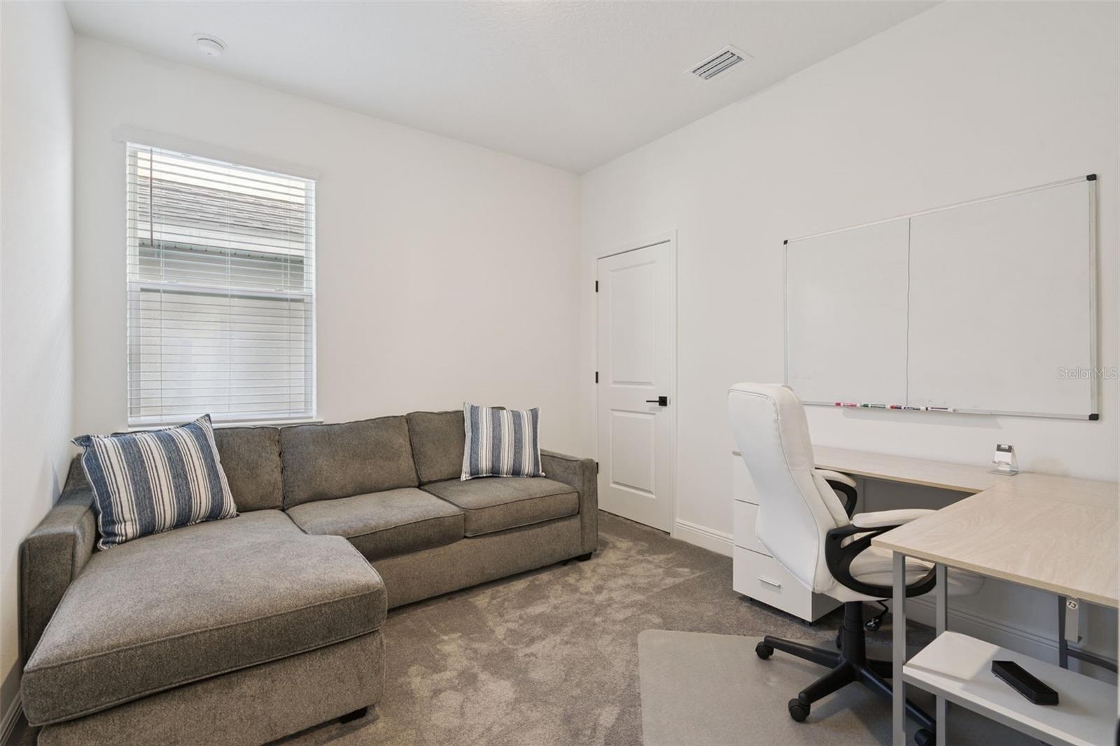 VILLAGES/MINNEOLA HILLS PH 3 - Residential Lease