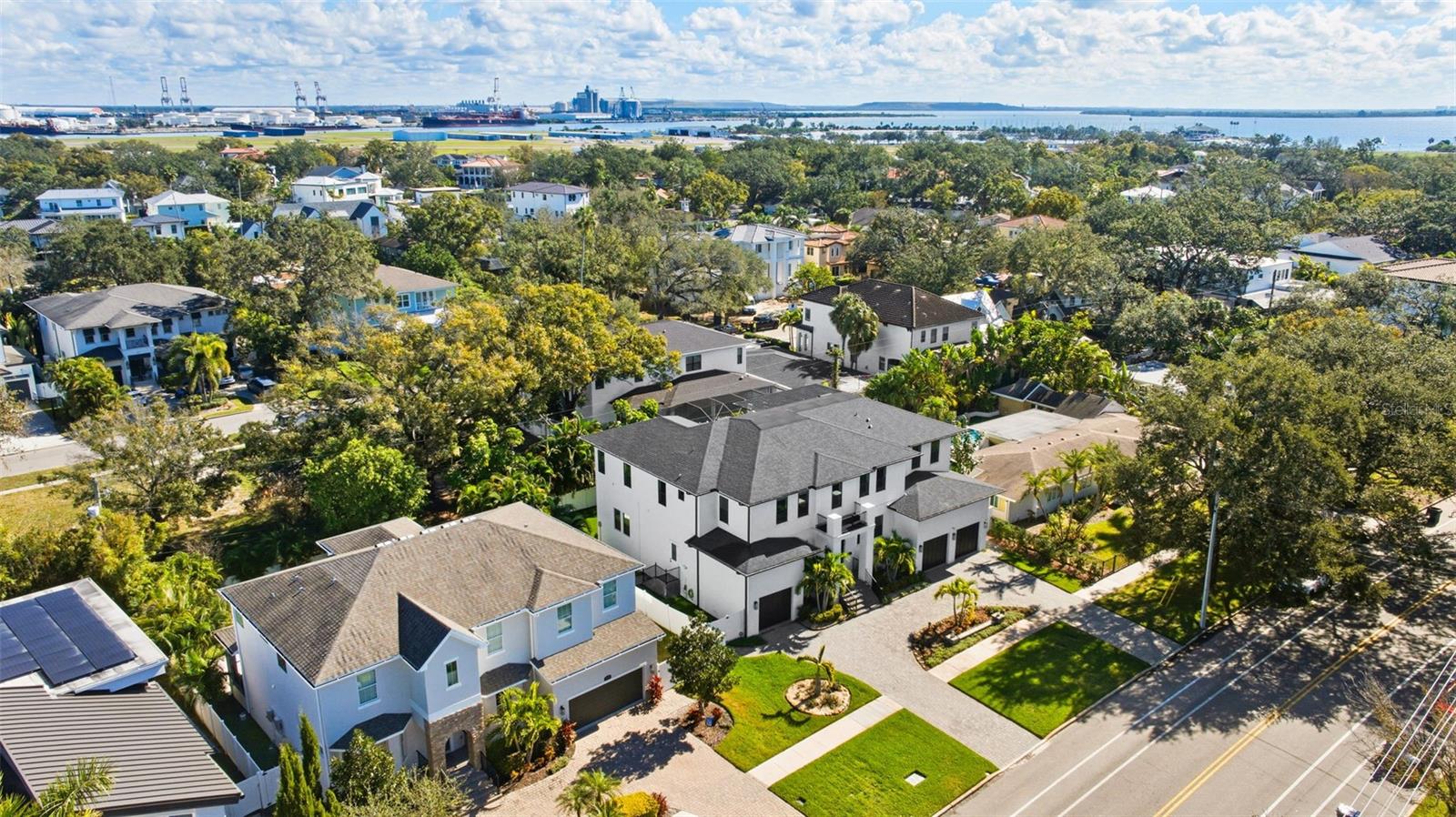 DAVIS ISLANDS PB10 PG52 TO 57 - Residential