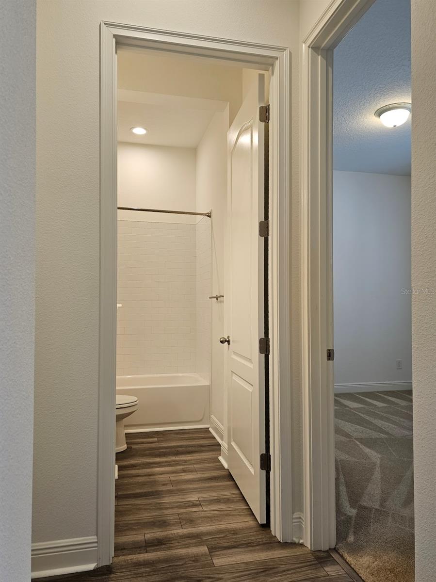 LAUREATE PARK PH 4 - Residential Lease