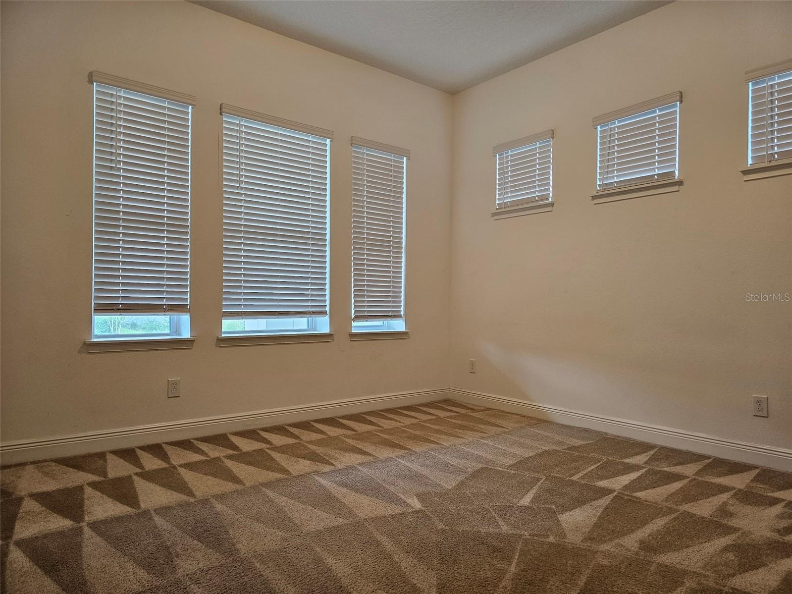 LAUREATE PARK PH 4 - Residential Lease