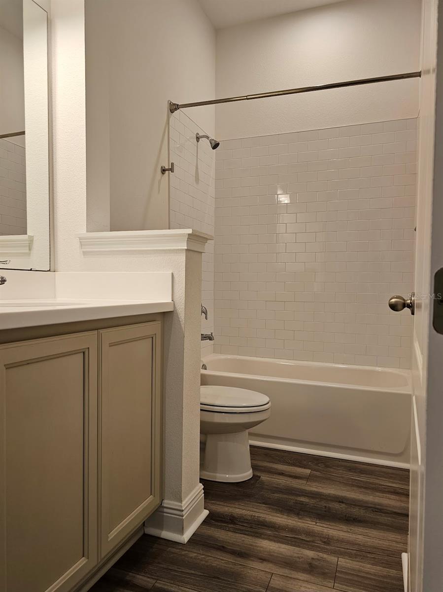 LAUREATE PARK PH 4 - Residential Lease
