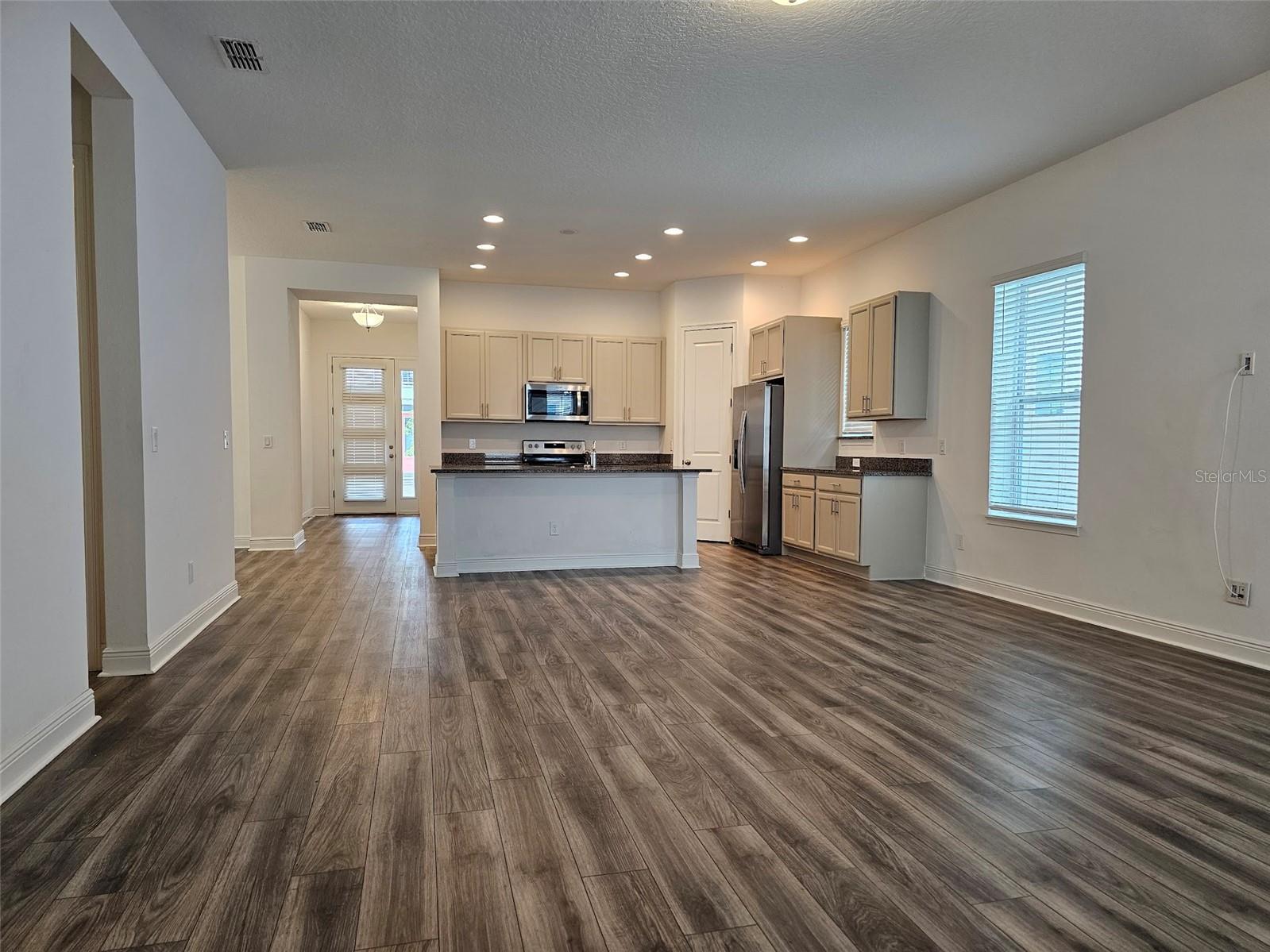 LAUREATE PARK PH 4 - Residential Lease
