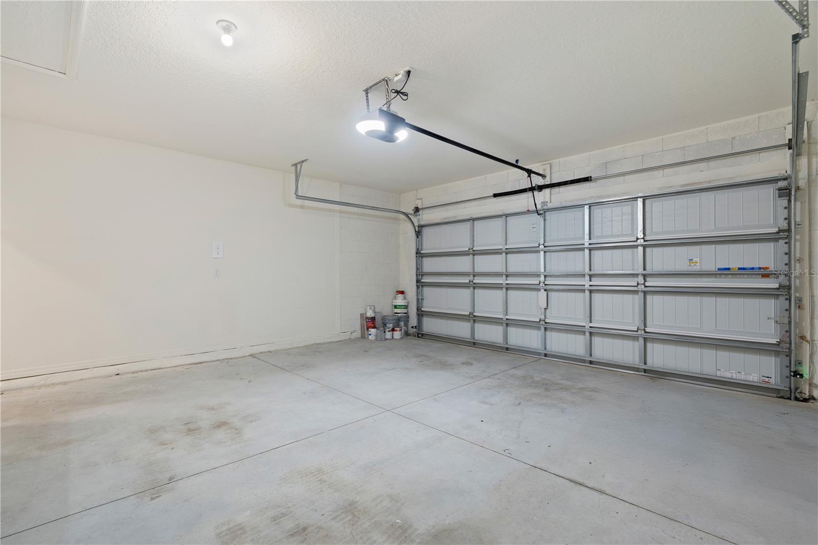 FOREST LAKE PH 1 - Residential Lease