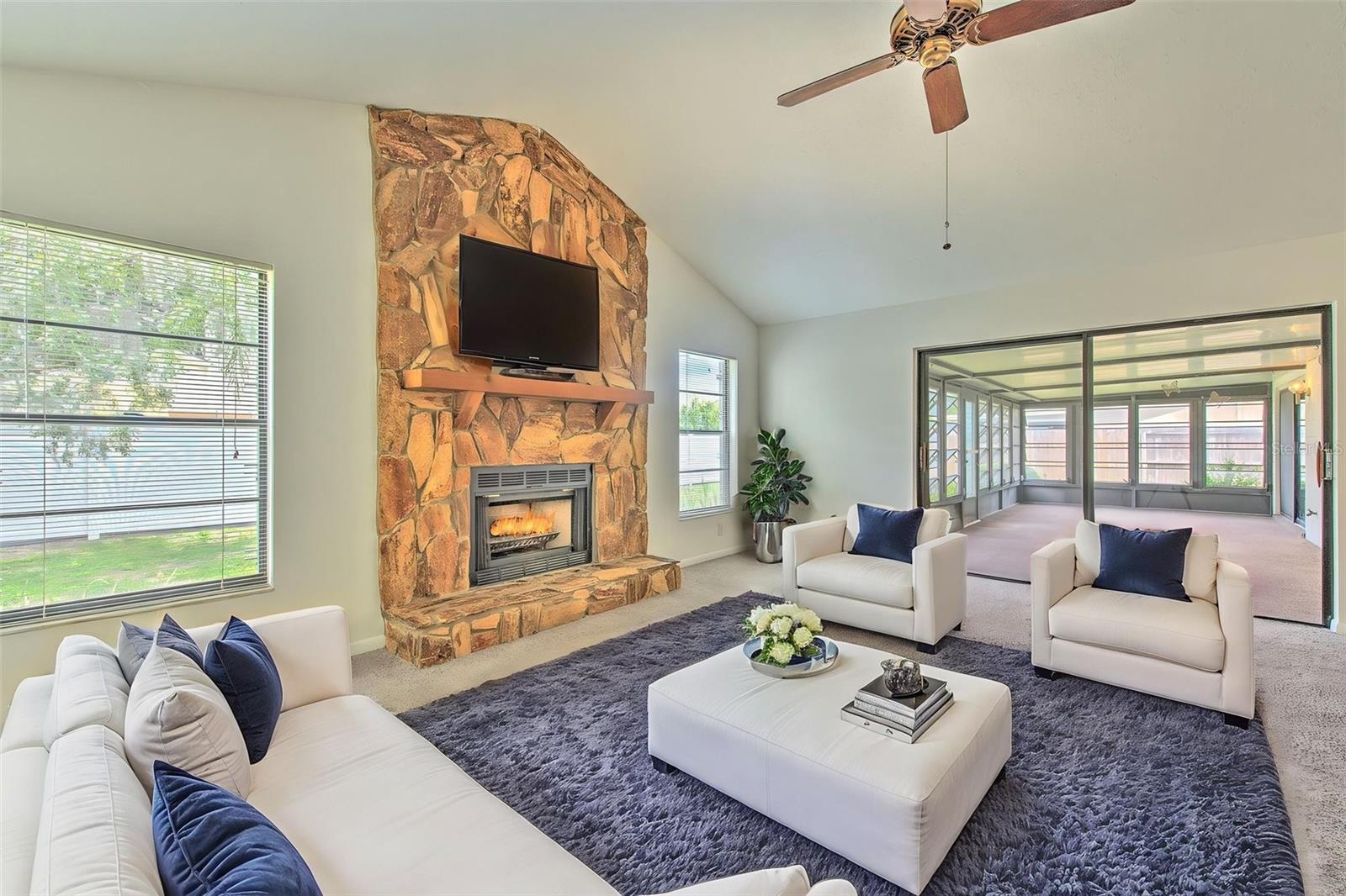 WINDEMERE UNIT III LOT 8 BLOCK 5 - Residential