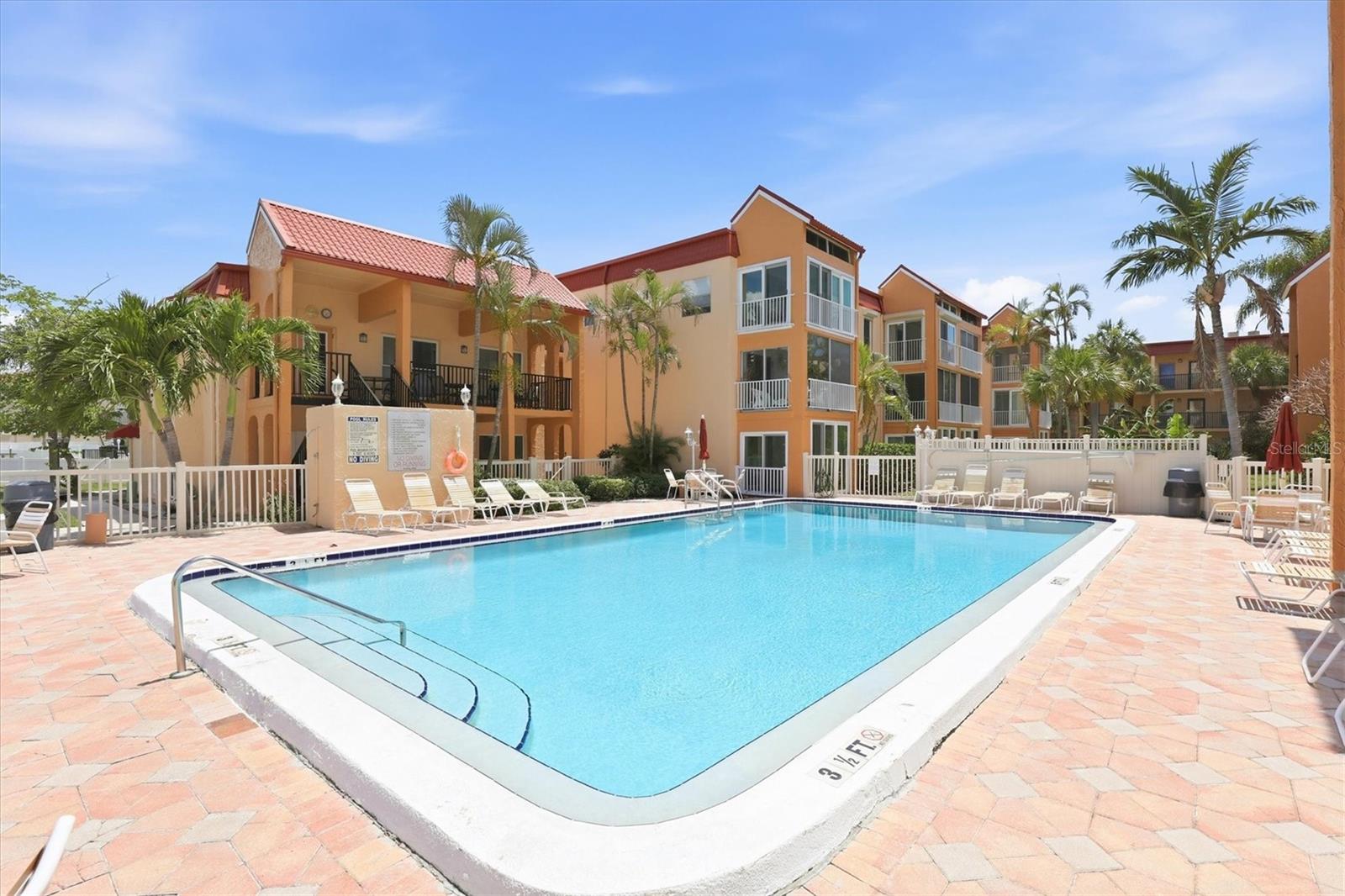 BOCA SHORES CONDO - Residential