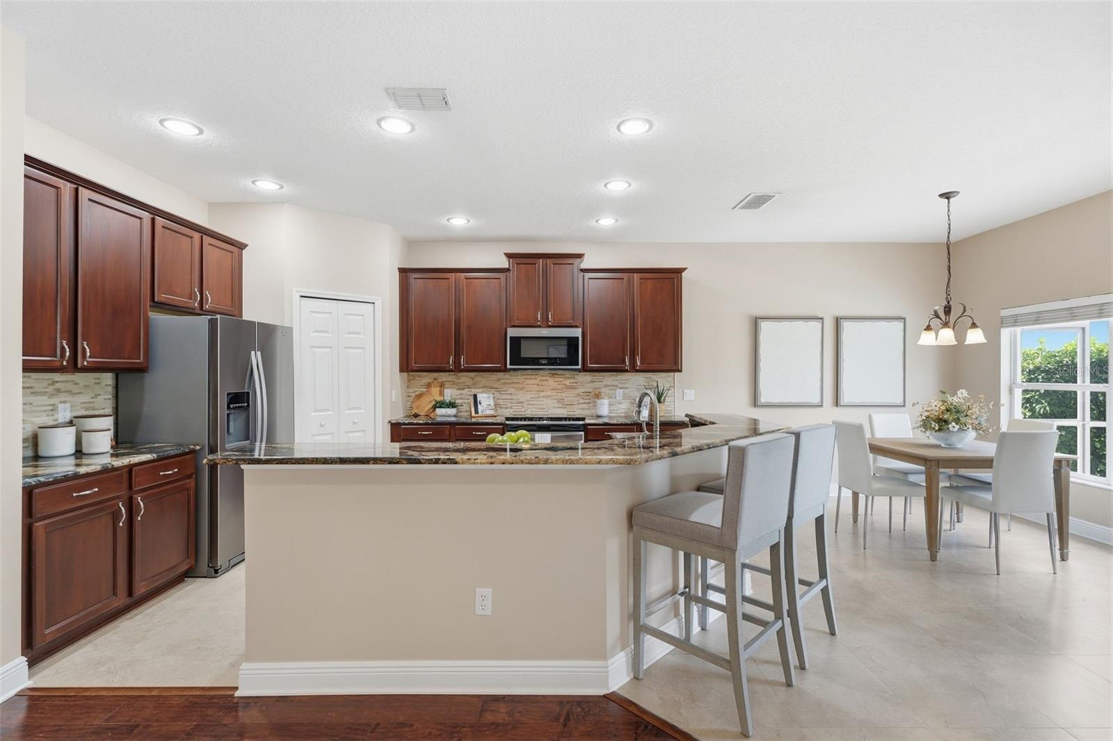 WEST POINT COMMONS - Residential