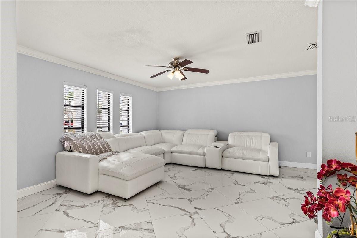 COUNTRY AIRE PH THREE - Residential