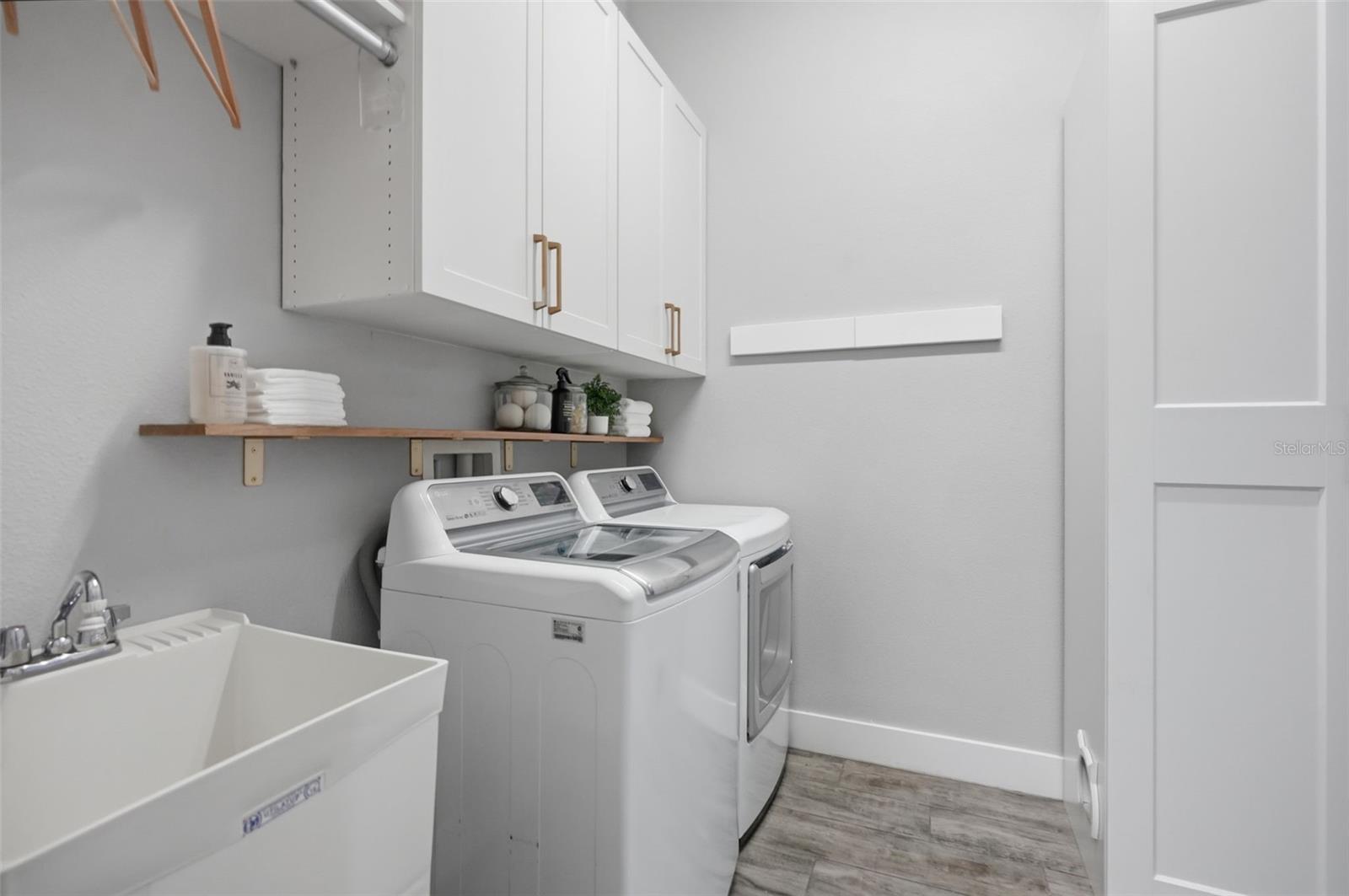 HIGHWOOD ESTATES PH 2 - Residential