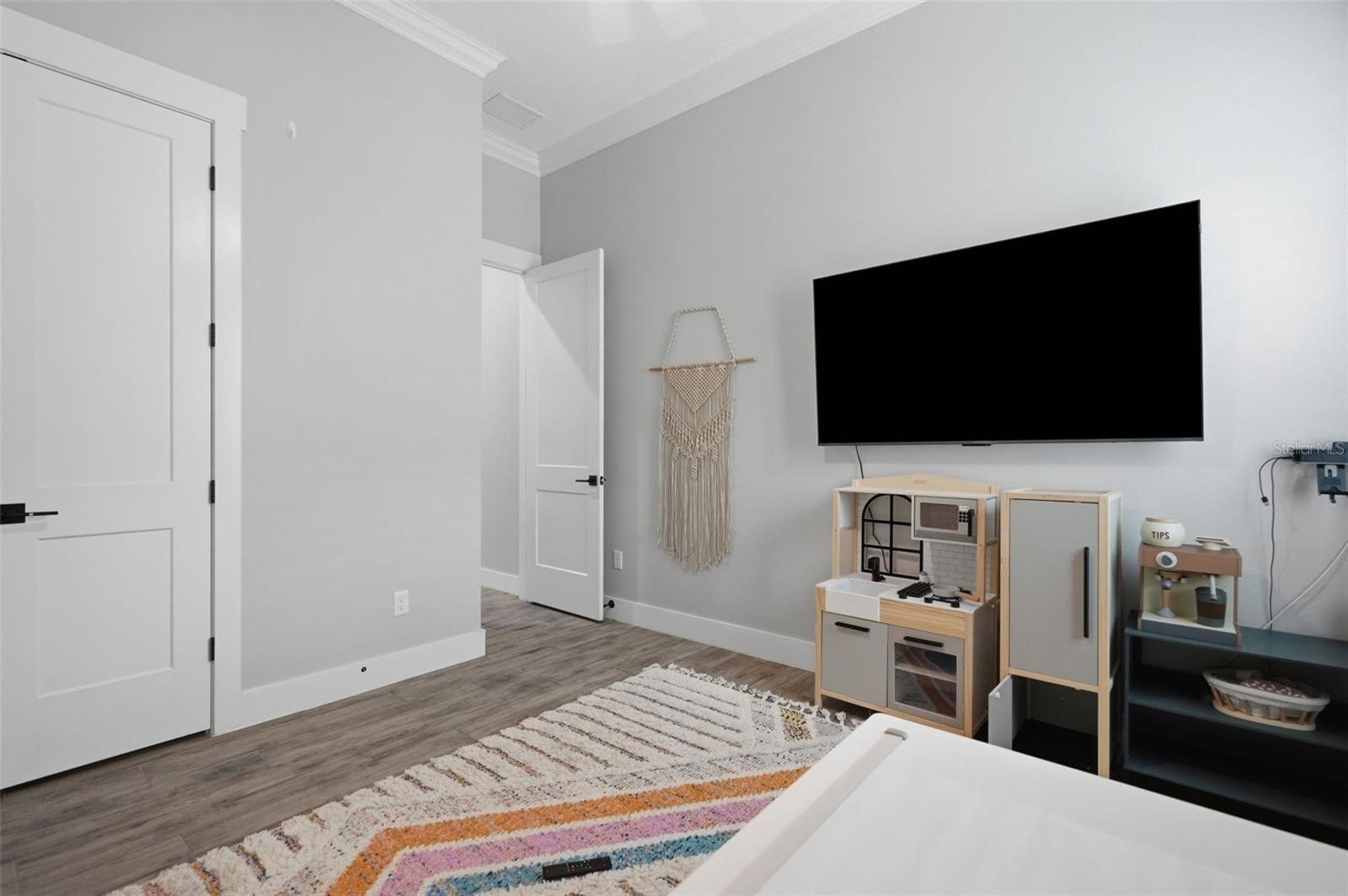 HIGHWOOD ESTATES PH 2 - Residential