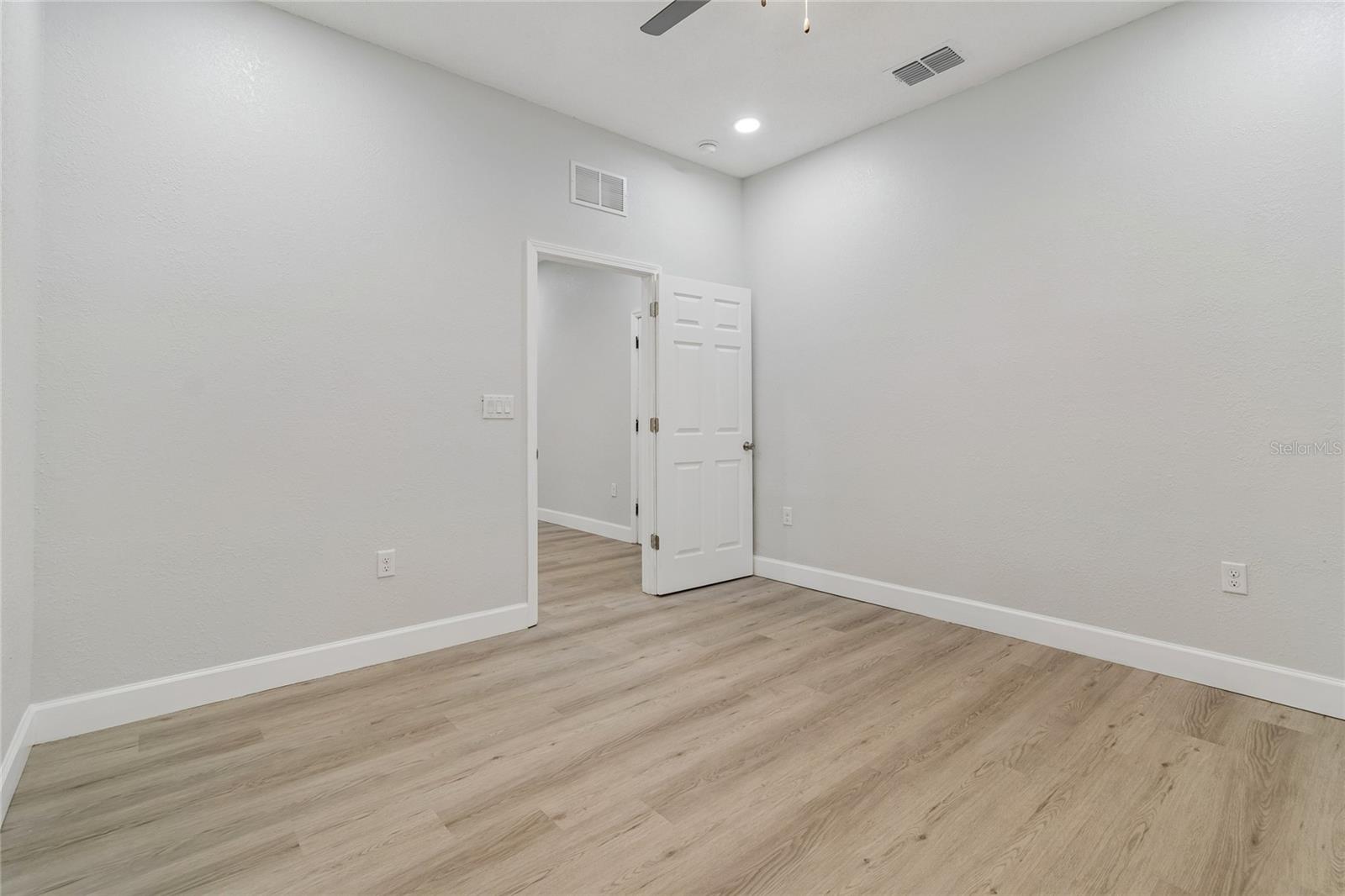 UNPLATTED - Residential