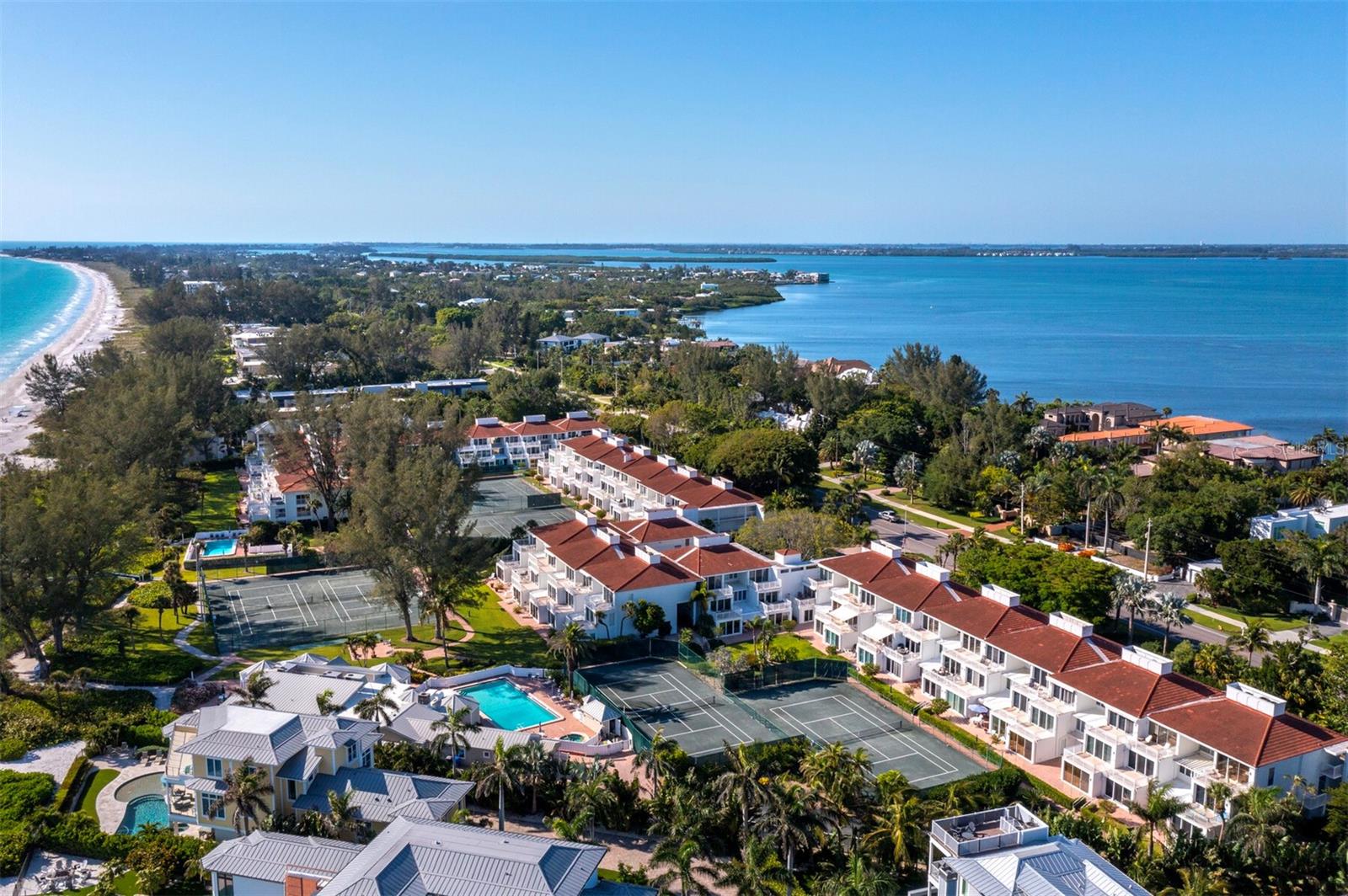 CLUB LONGBOAT BEACH & TENNIS - Residential