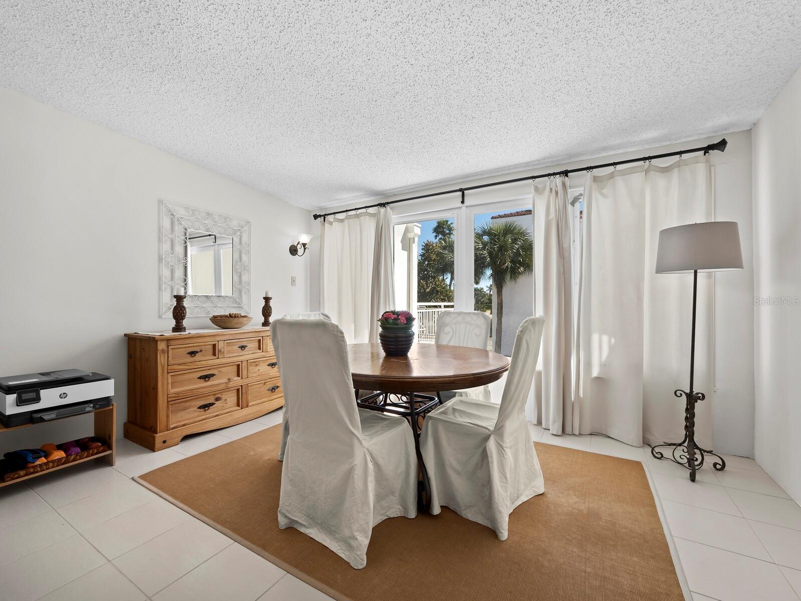 CLUB LONGBOAT BEACH & TENNIS - Residential