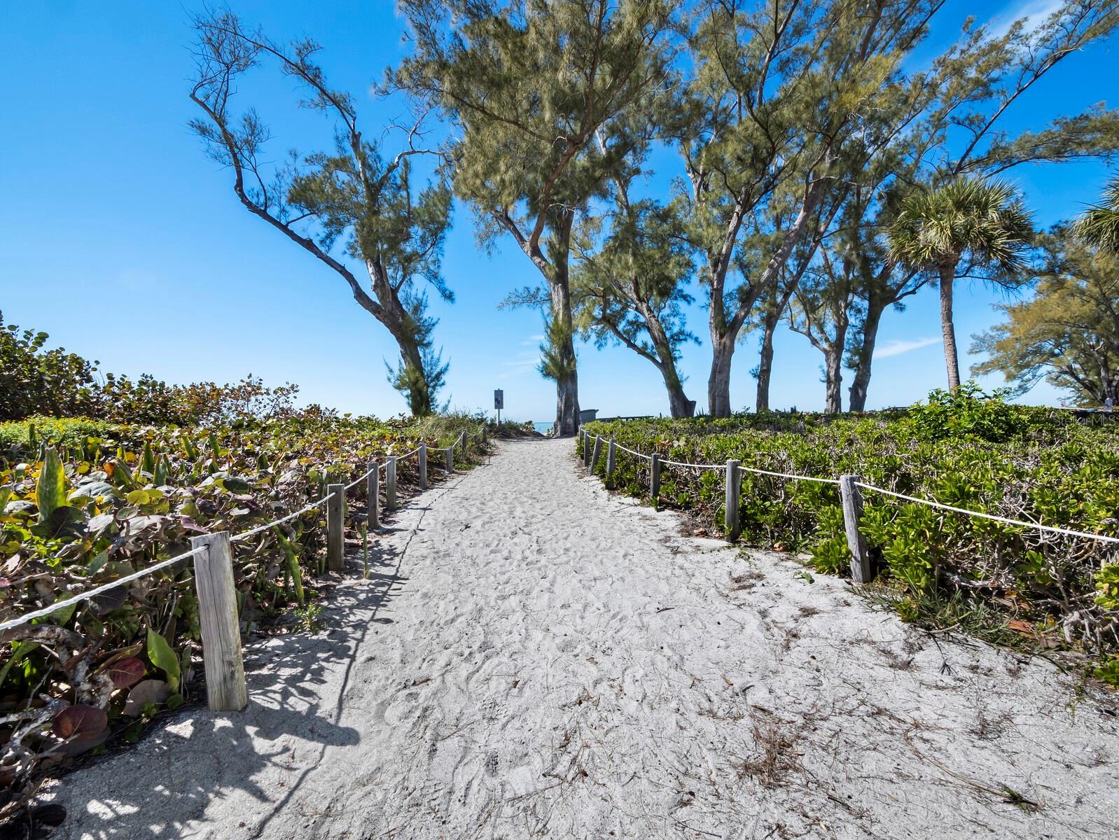 CLUB LONGBOAT BEACH & TENNIS - Residential