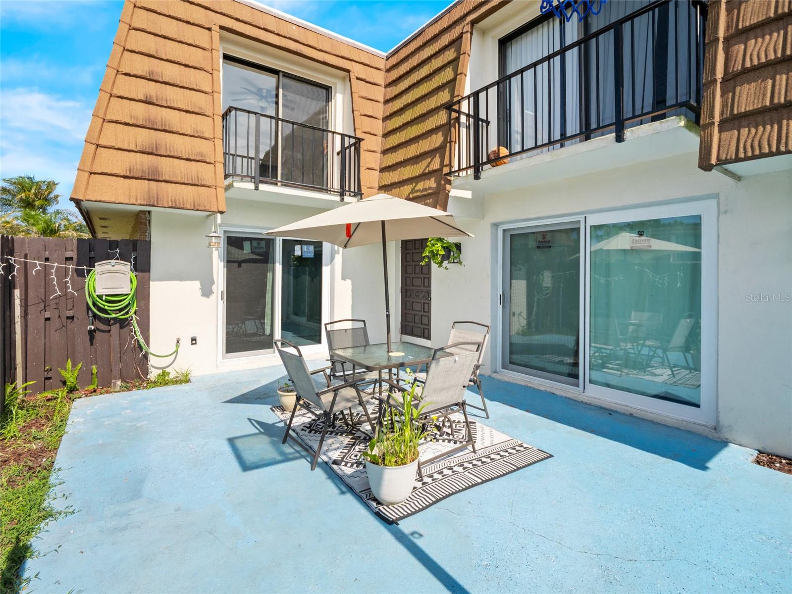 VISTA OAKS WEST - Residential