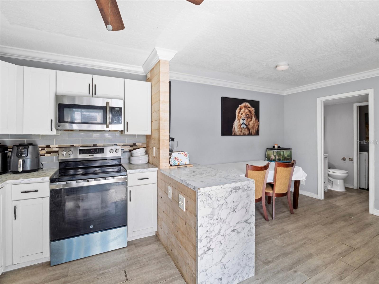 VISTA OAKS WEST - Residential