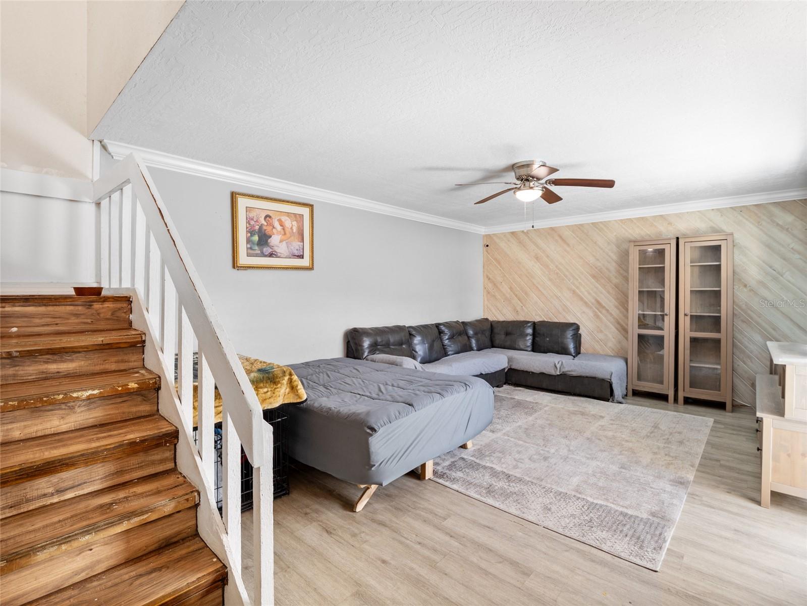 VISTA OAKS WEST - Residential