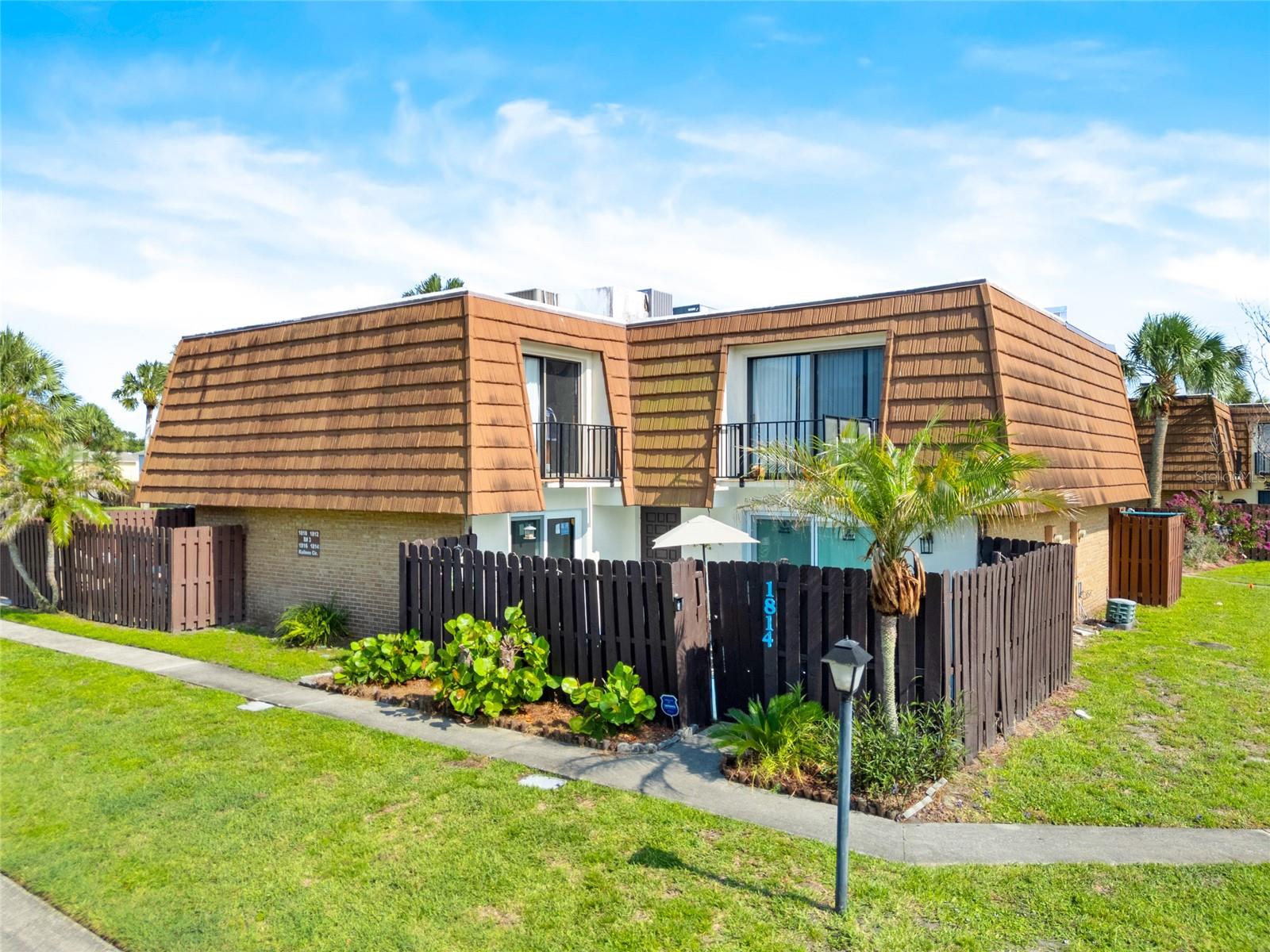 VISTA OAKS WEST - Residential