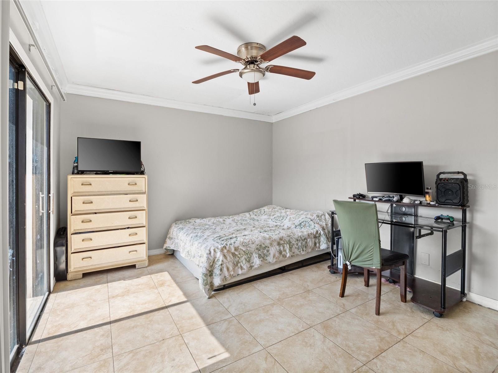 VISTA OAKS WEST - Residential