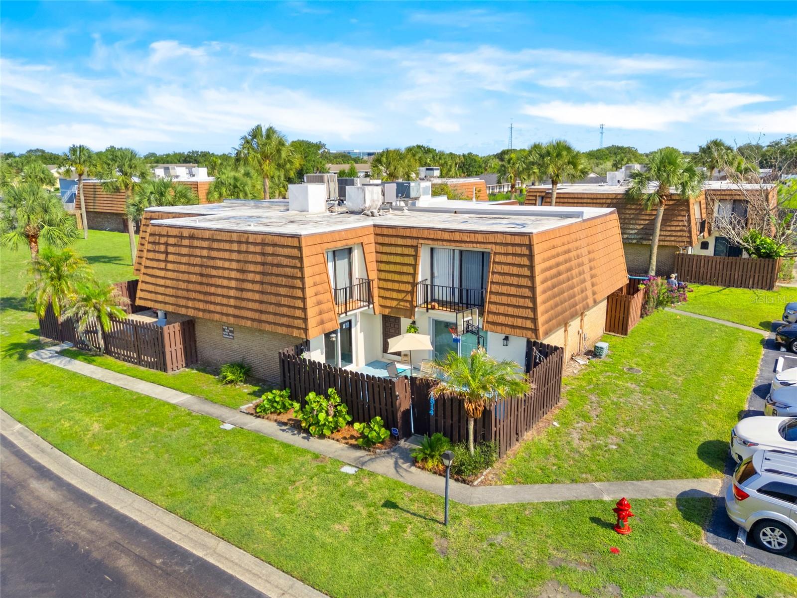 VISTA OAKS WEST - Residential