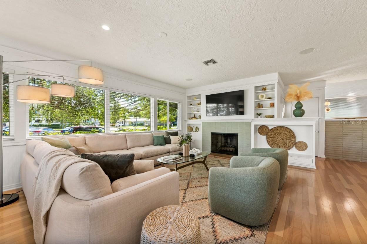 SAINT ARMANDS DIV JOHN RINGLING ESTATES - Residential