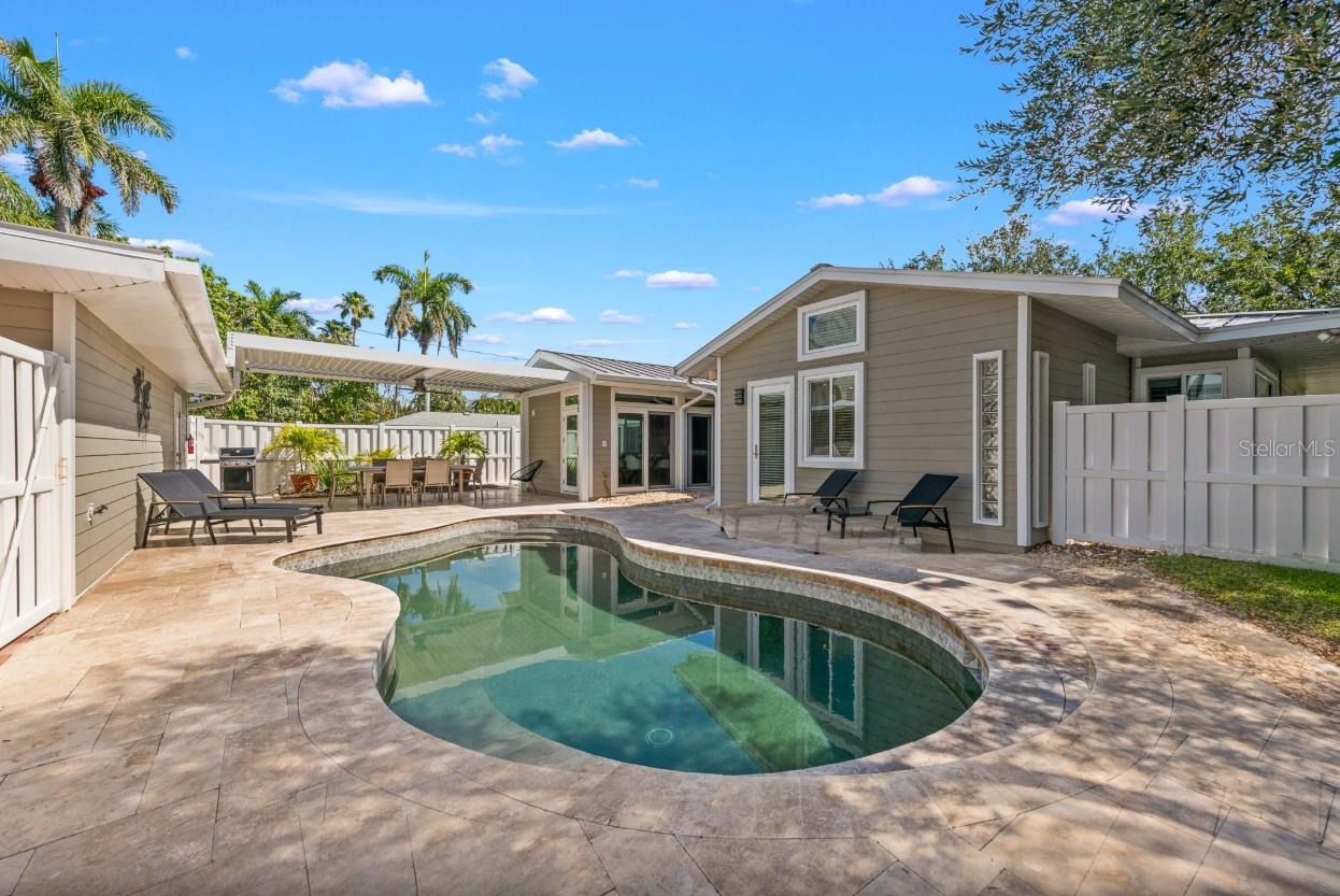 SAINT ARMANDS DIV JOHN RINGLING ESTATES - Residential