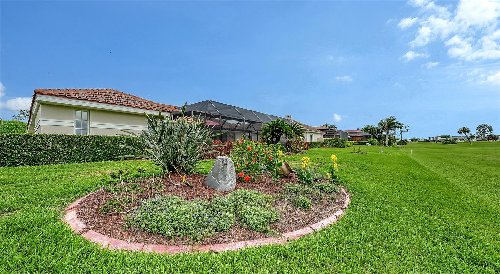 GOVERNORS GREEN - Residential