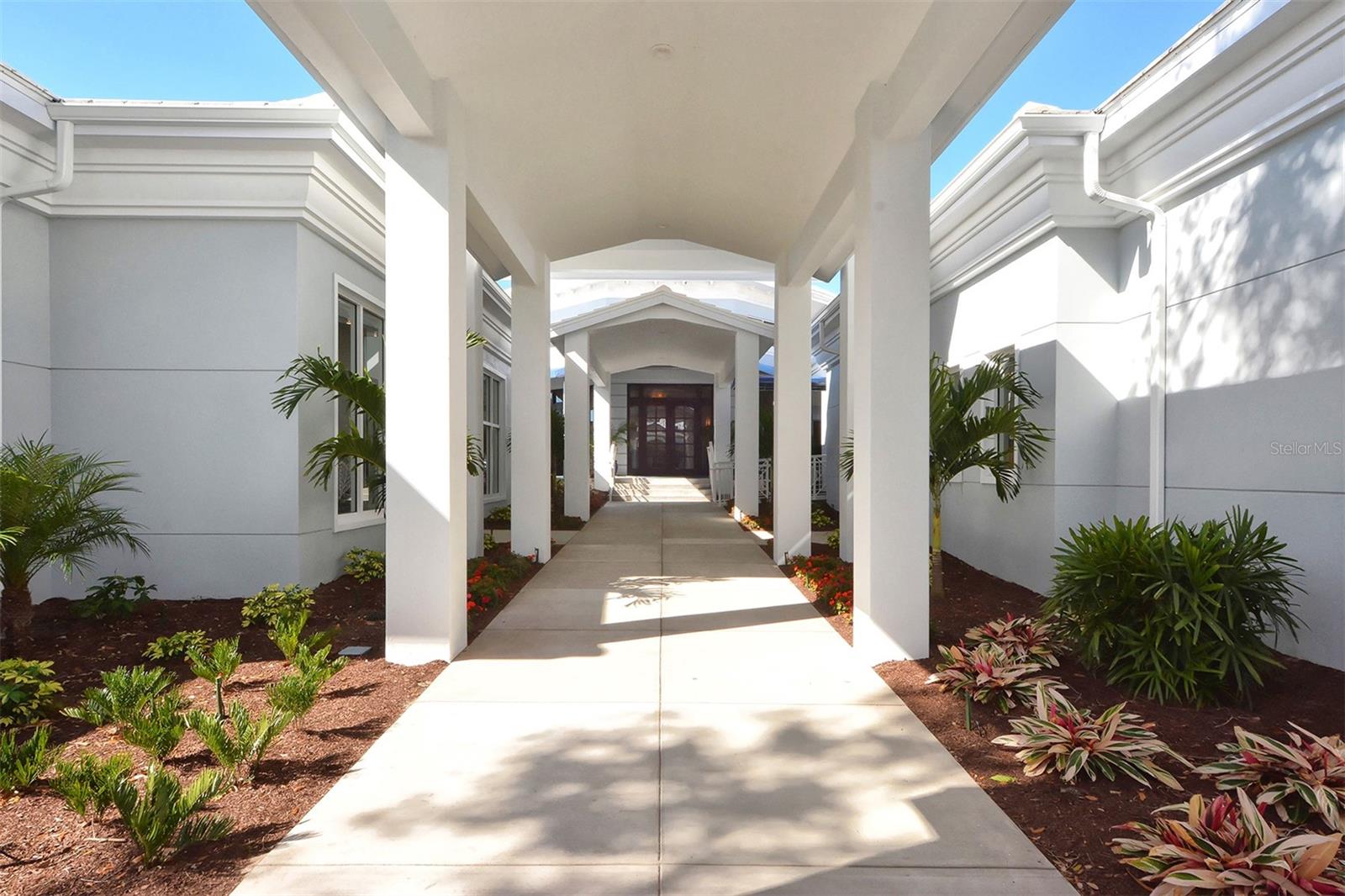 GOVERNORS GREEN - Residential