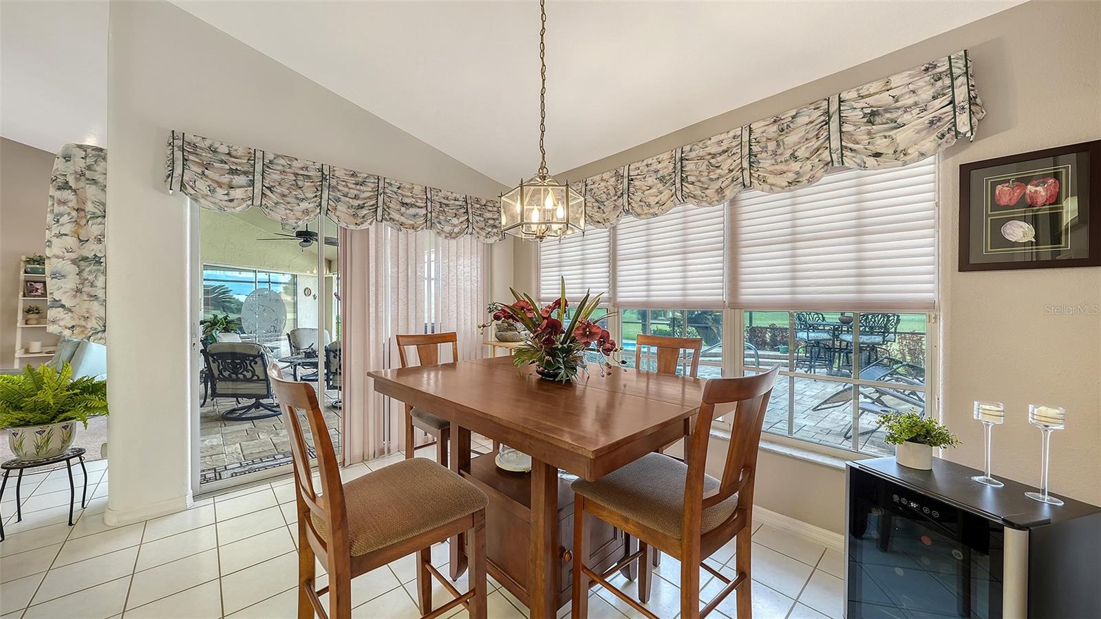 GOVERNORS GREEN - Residential