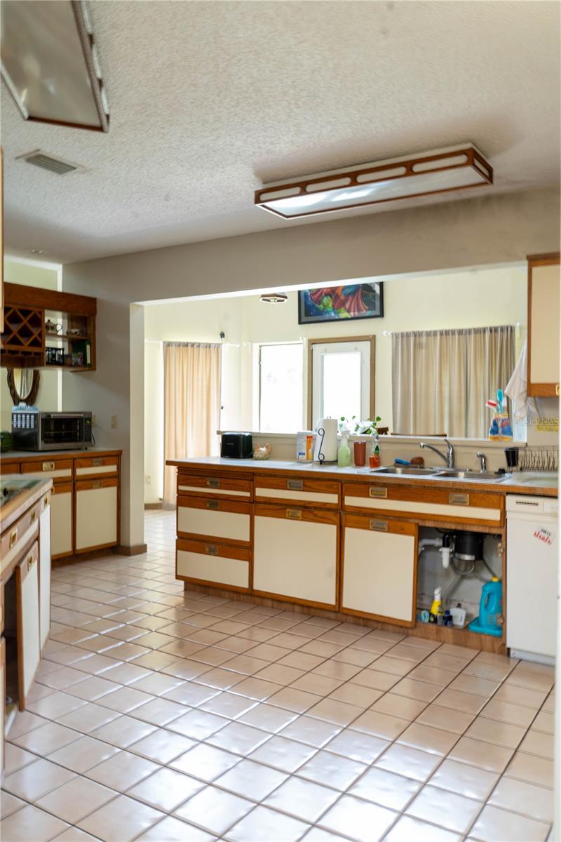 CAMINO REAL - Residential