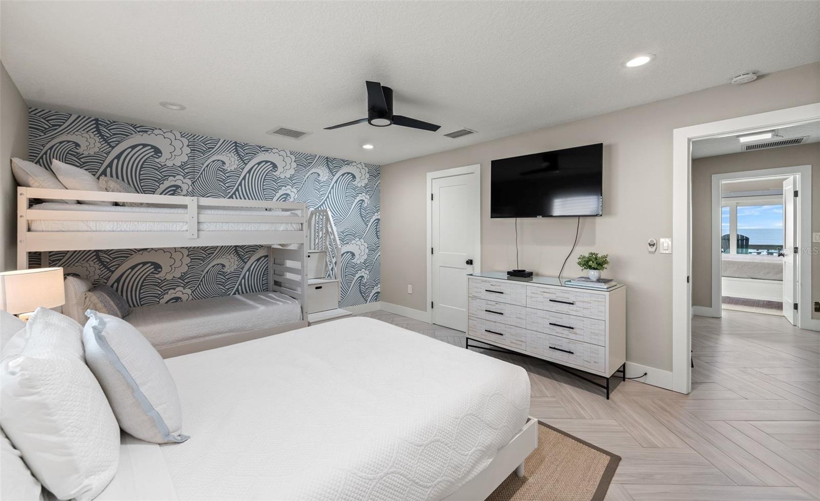 OCEANSIDE VILLAGE - Residential