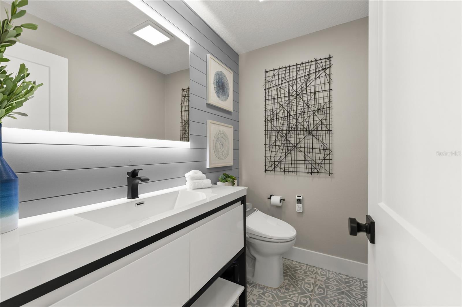 OCEANSIDE VILLAGE - Residential